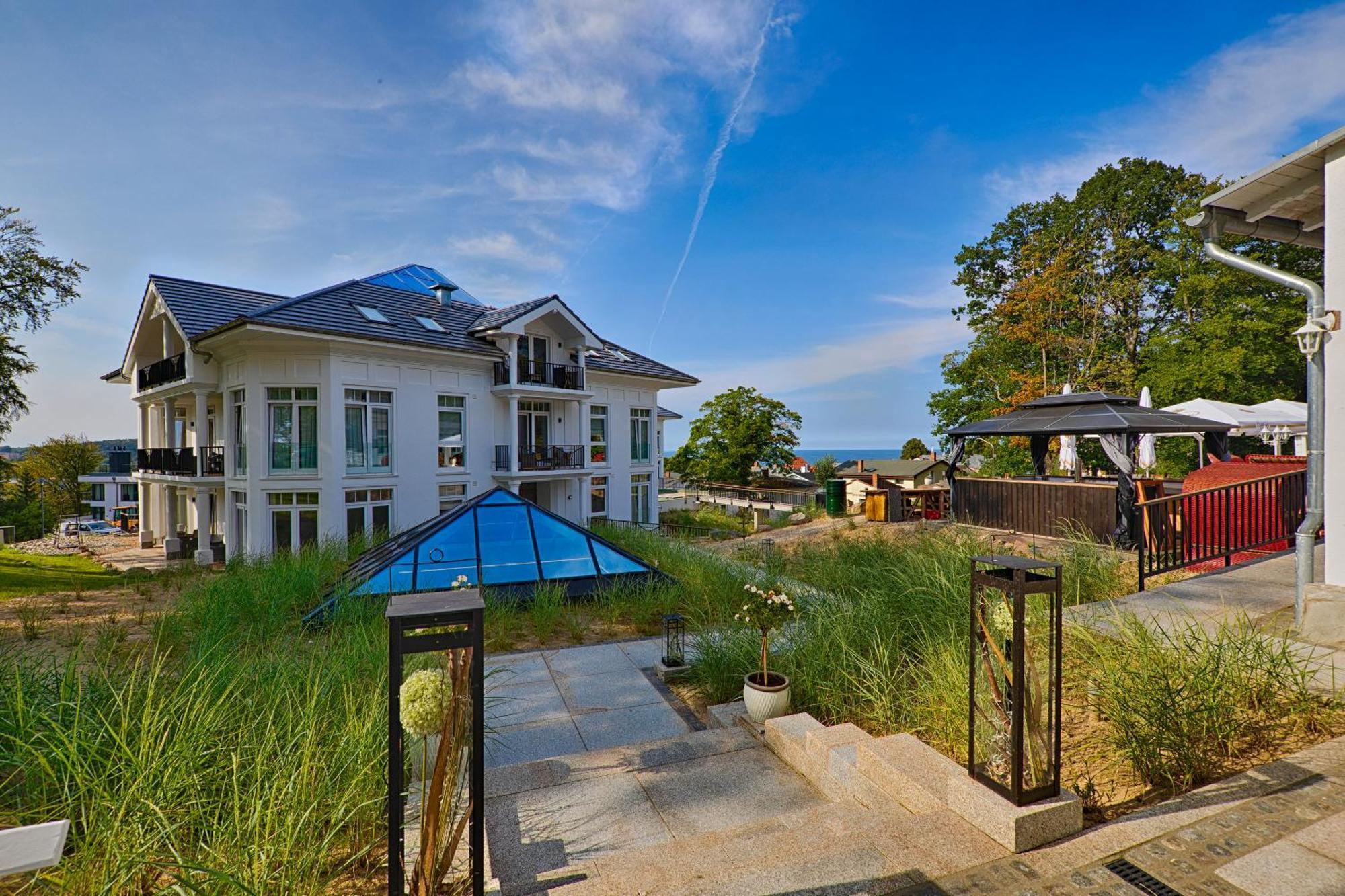 Meeressterne Schlossappartements Heringsdorf ภายนอก รูปภาพ